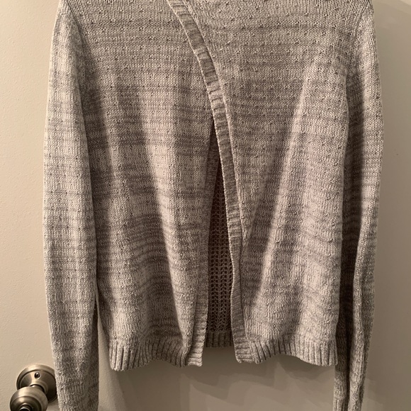 Cute Women Knitwear - Picture 2 of 4